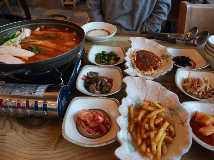  [제주 순살갈치조림] 성게 전복 꽃게까지 한 그릇에! 산방산식당