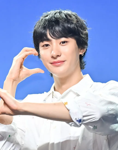 RIIZE Anton: A 'Perfect Son' Who Went From Swimmer to Idol! (Profile, TMI, and More)