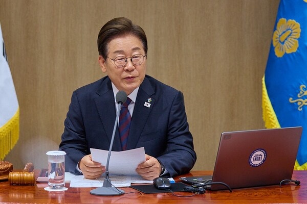 위로…이산가족 인도적 고려 필요 “남북 <b>이산가족 생사확인</b>부... 