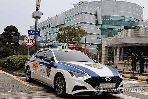 비극적인 선택: 국가<b>전산망 장애</b> 담당 행안부 <b>공무원</b> 투신 <b>사망</b>... 