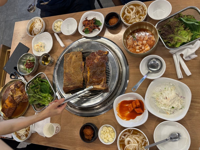 남양주시 도농동 갈비 ‘흥부골 숯불돼지 왕갈비 다산점’