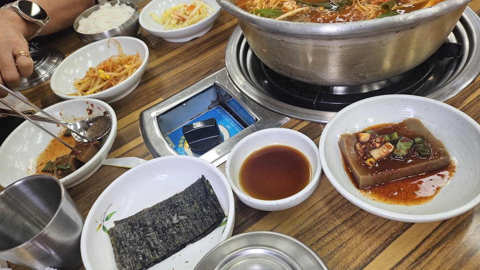 이열치열 옛날양푼이동태찌개 김해주촌점 사진 5