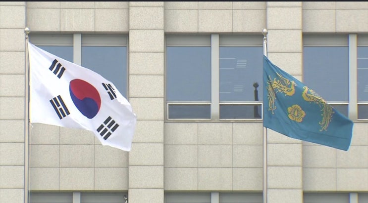 대통령실이 ‘냉장고를 부탁해’(‘<b>냉부해</b>’) <b>방영</b>을 <b>연기</b>해... 