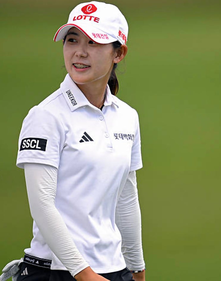 *<b>황유민</b>.<b>김효주</b> 한 타차 <b>공동 2위</b>-2025 LPGA 투어 "롯데... 