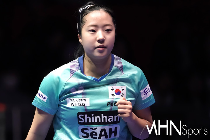 <b>신유빈</b>, WTT <b>그랜드 스매시</b> 단식 4강 새 이정표…한국... 