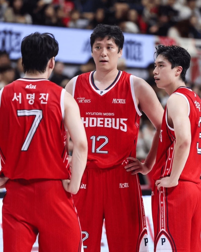 2025 KBL 개막! 양동근 감독 데뷔전, 현대모비스 아쉬운 패배 속 시즌 전망은 '다크호스'?!