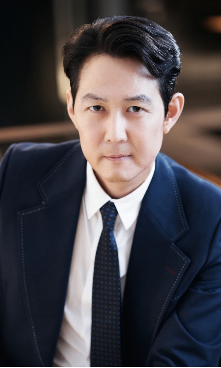 임세령 <b>이정재</b> 한국인 최초  <b>채플린 어워즈</b> 수상… 전 세계가... 