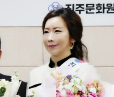  김수진 아나운서 하모라예 진주문화원 홍보대사 가수 딸 유기치사 나이 프로필 인스타 정보 총정리
