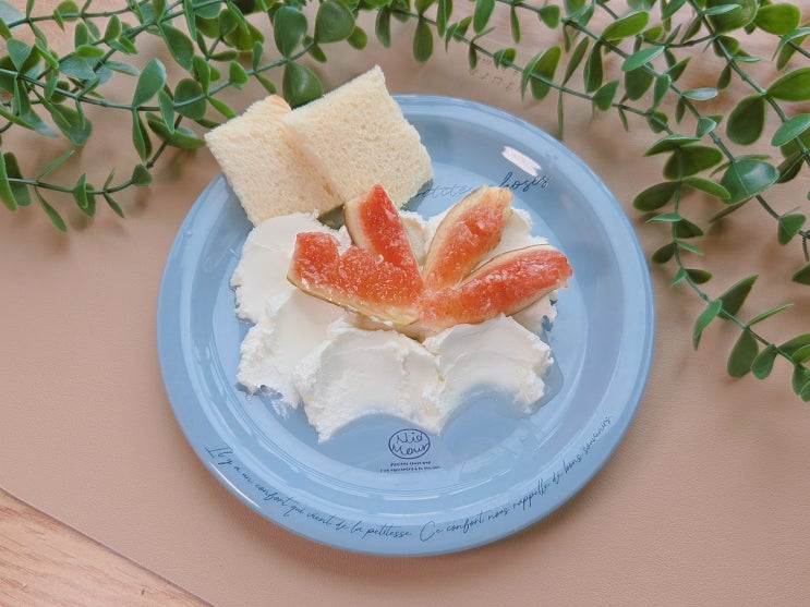  가을 제철 무화과 먹는법 껍질째 먹는 꿀 조합 공개합니다.