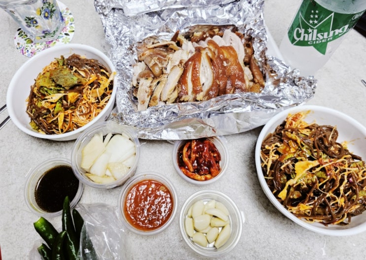  추석연휴 (대구맛집) 방천가족족발 2인세트 배달후기