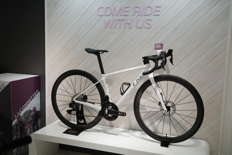 첫 로드 자전거 / 여자 로드 자전거 / 은평구 GIANT매장 여성용 자전거 LIV / 불광천 Specialized 매....