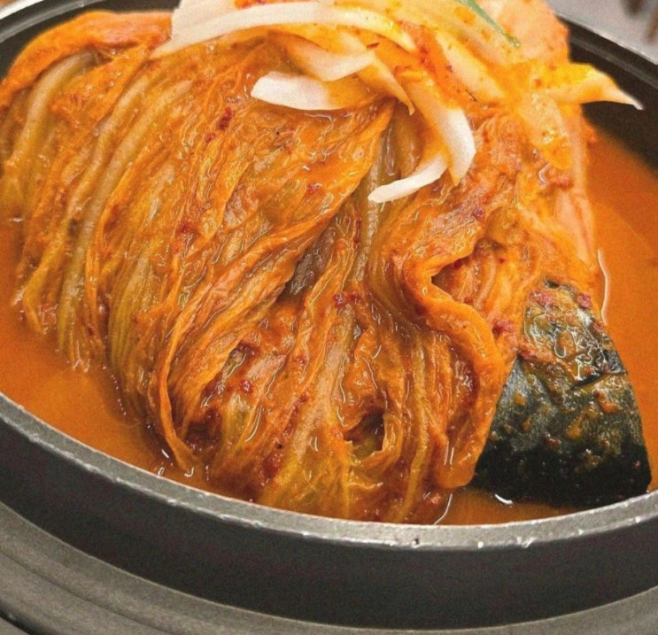  함덕해수욕장 근처 감성 밥상 묵은지고등어쌈밥과 전복돌솥밥 즐긴 제주 함덕고등어쌈밥