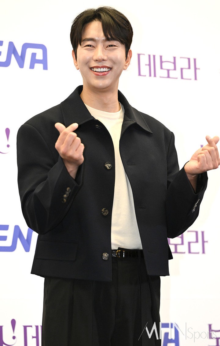 ‘미운 우리 새끼’ <b>윤현민</b>·새어머니, <b>봉안당</b>에서 전한... 