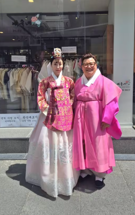 윤정수♥원진서, ‘11월 결혼’ 앞두고 한복 투샷 최초 공개… “선녀설 실화” 우아함+단아....