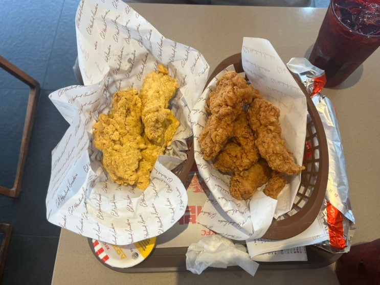  KFC 치르르버켓 트러플치르르 통다리 후기 | 치즈와 트러플이 만난 그 맛!