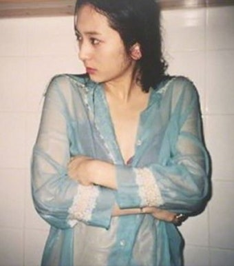 정수정(크리스탈), 올블랙 룩의 정석! 도도함 속 우아함까지 완벽