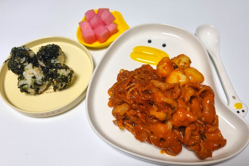 두찜 로제닭발 메뉴 배달 후기 맵기 양