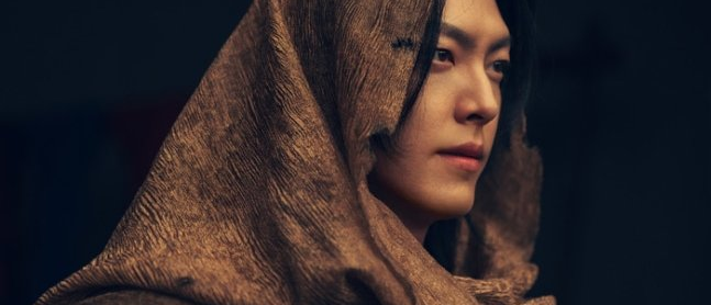 <b>김우빈 수지</b>, 한계와 논란을 넘다…‘<b>다지니</b>’ 추석특집 배우... 