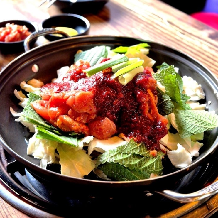  신논현맛집 푸짐한 닭갈비 가성비도 좋아