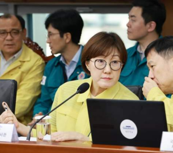 시민단체, <b>김현지</b> 부속실장 <b>고발</b>,개인정보 비공개, <b>직권남용</b>