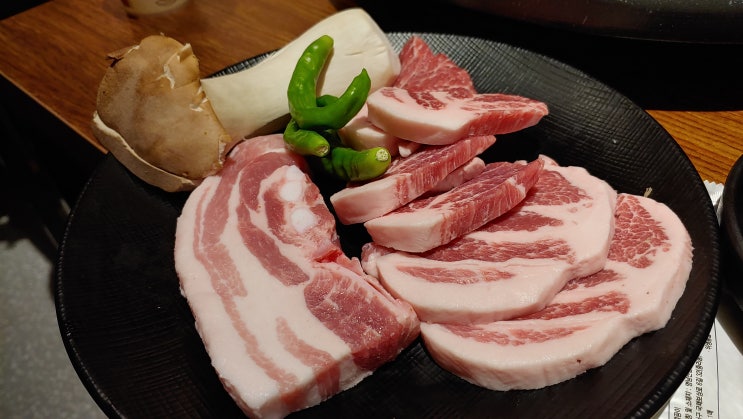  대구 달서구 대창 맛집 백산우숯불 죽전역 인근 고기 구워주는 맛집 입니다