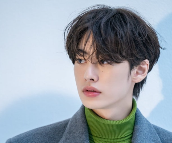   “중학교 때 연기 스승이 지금의 소속사 대표님이라니!”배우 이원정, 유학 포기하고 연기에 올인한 사연 공개