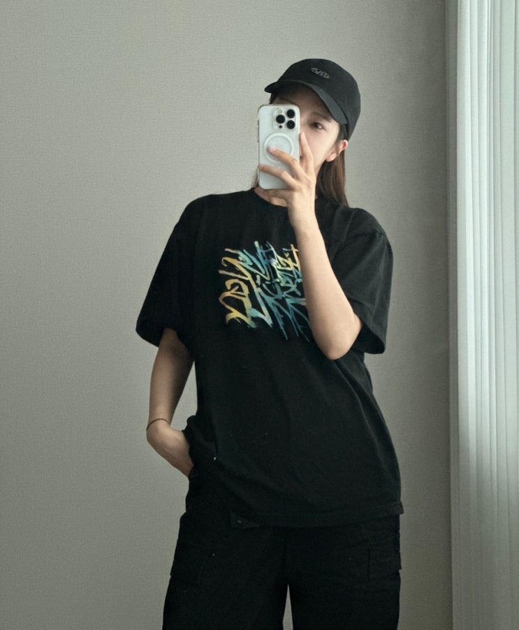  BRIXX 세미오버핏 반팔티, 그래피티 레터링 반팔티