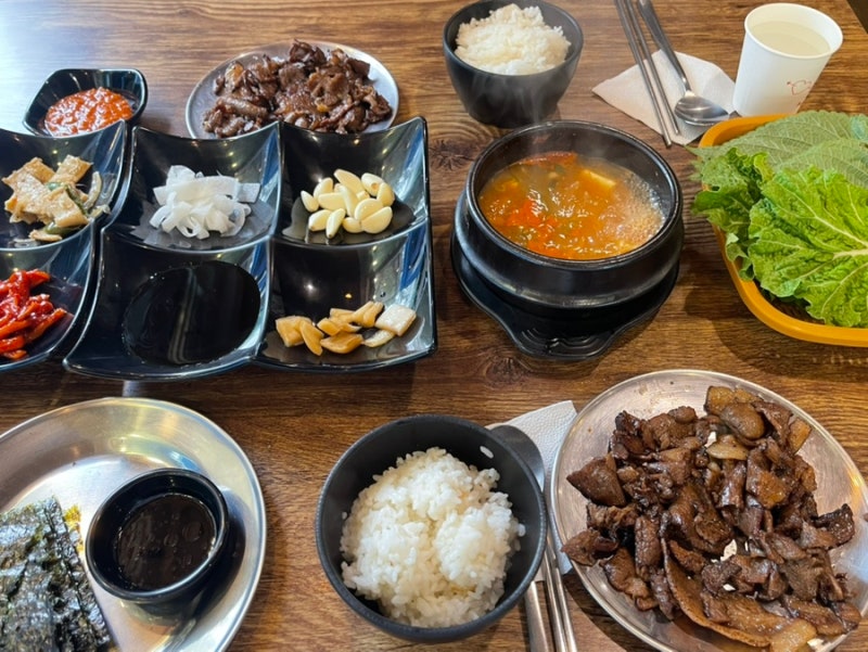 탄이식당
