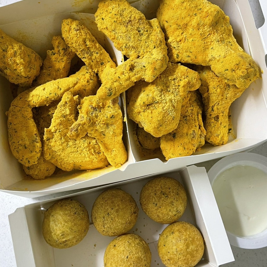 맘스터치 한림대점 사진 3