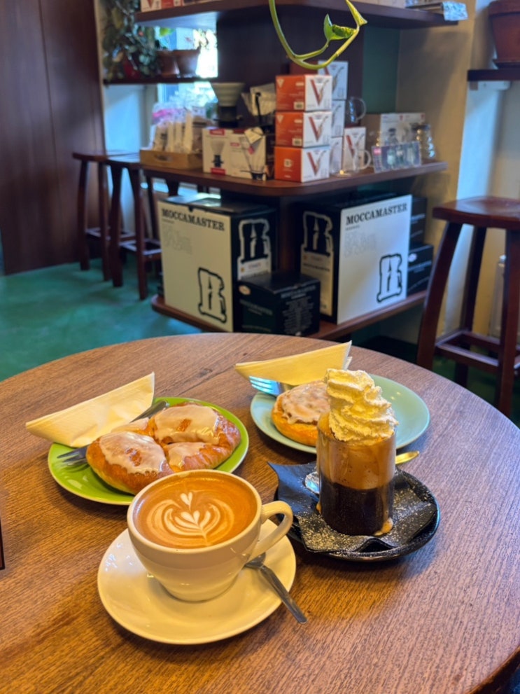  잘츠부르크 카페 추천 커피 디저트 맛집 카페 알케미 Kaffee-Alchemie