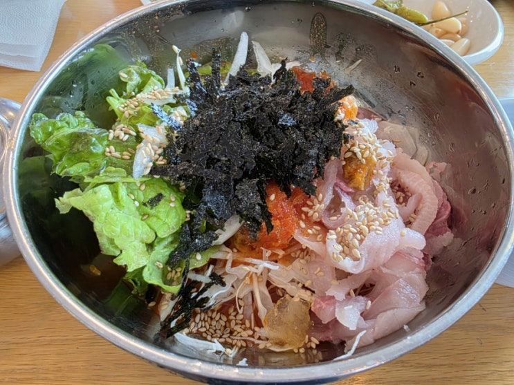  현지인이 인정한 강원도 강릉 주문진 물회맛집, 주문진항 유리횟집 물회