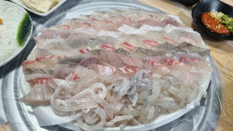  [4] 시장횟집