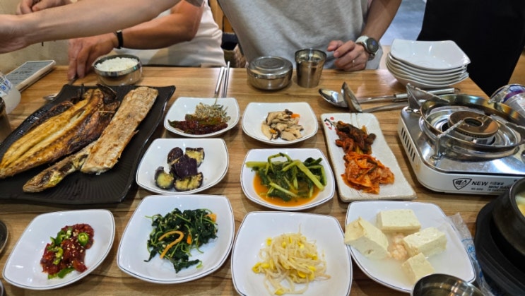  여수 이순신광장 가성비 백반 모모식당 (모듬생선구이 완전 추천)