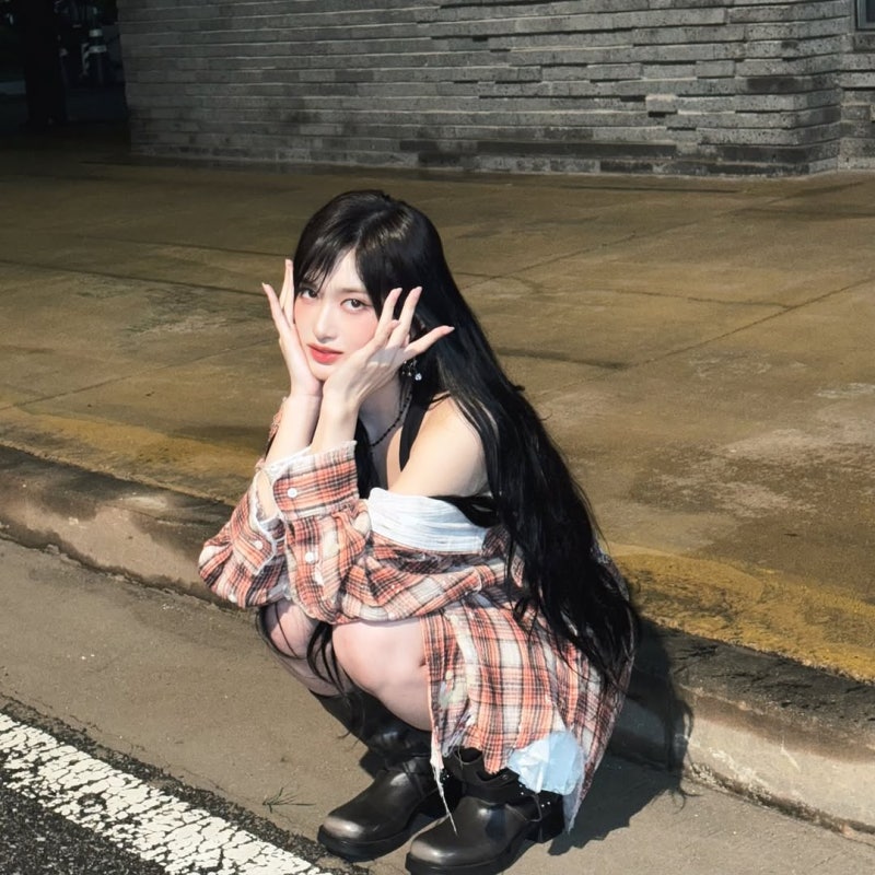IVE李瑞Instagram (251008)