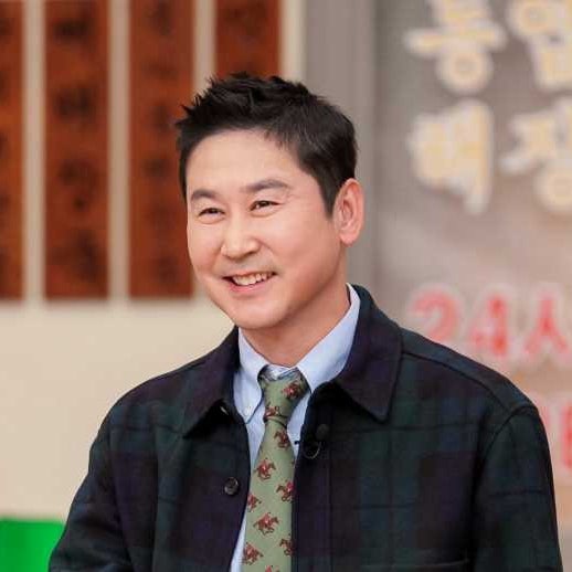 シン・ドンヨプのプロフィール：娘の大学、年齢、妻シン・ヘユン、家族、子供、息子、イ・ソラとの破局、MBTI、故郷