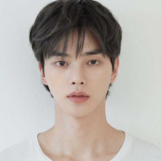  송강의 사주 속 욕망은 무엇일까? 별자리로 풀어보는 조용한 남자의 진짜 속마음, 포르투나 오라클 랩