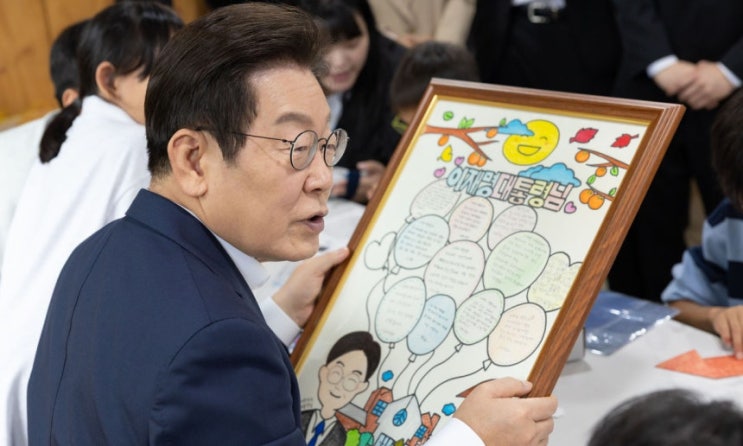 [석간-뉴스] 李 대통령 “한글이 그린 세상은 ‘국민이 주인인... 