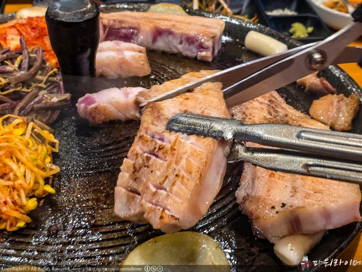  진해 용원 맛집 - 만재네에서 목살과 삼겹살을 먹고 왔습니다. 진해 용원 구워주는고기집 만재네 진해용원점