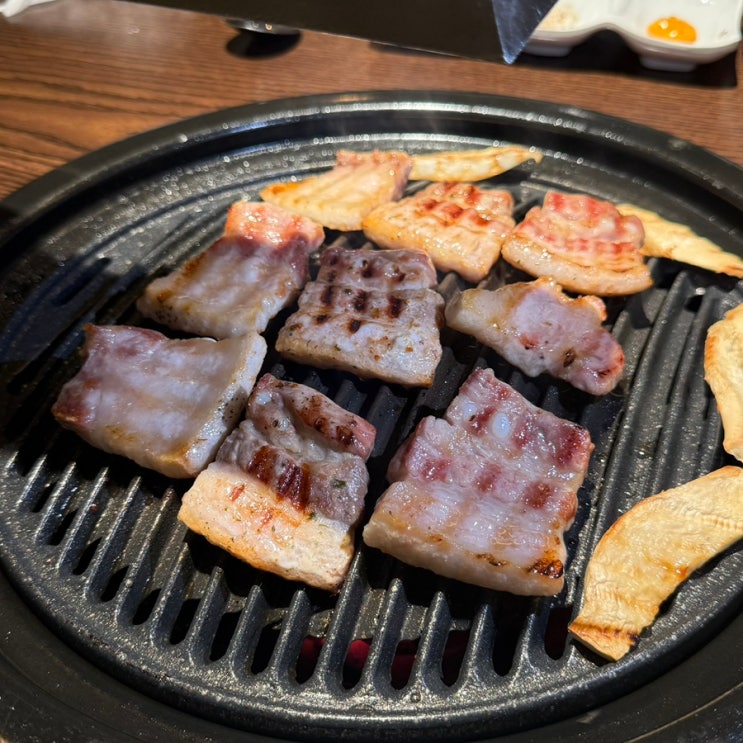 [경주 맛집] 가족모임 추천 금리단길 삼겹살 맛집 <봉황돼지집>