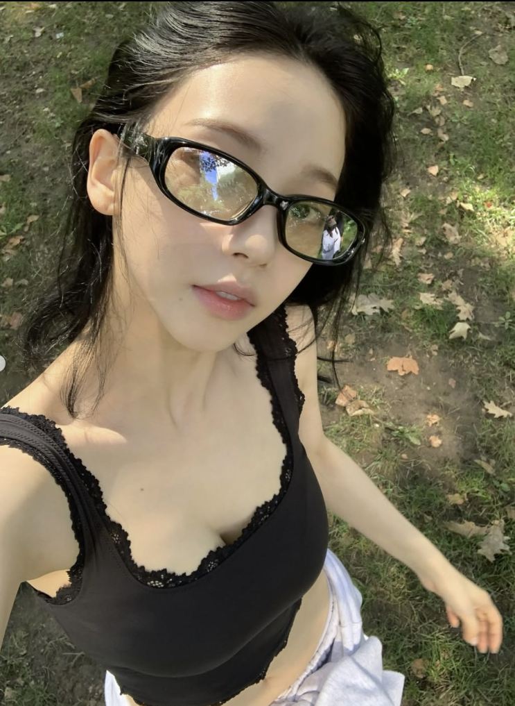  [셀럽패션] 쌩얼조차 화보처럼 에스파 카리나 인스타그램 일상룩 분석 편한데 고급스러워!