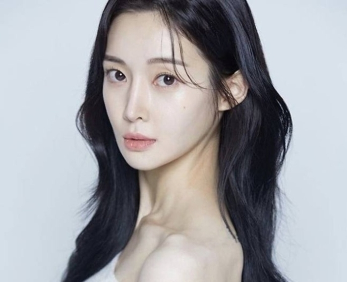 <b>티아라 아름</b>, <b>아동학대</b> 항소 <b>기각</b>…집유 2년 확정