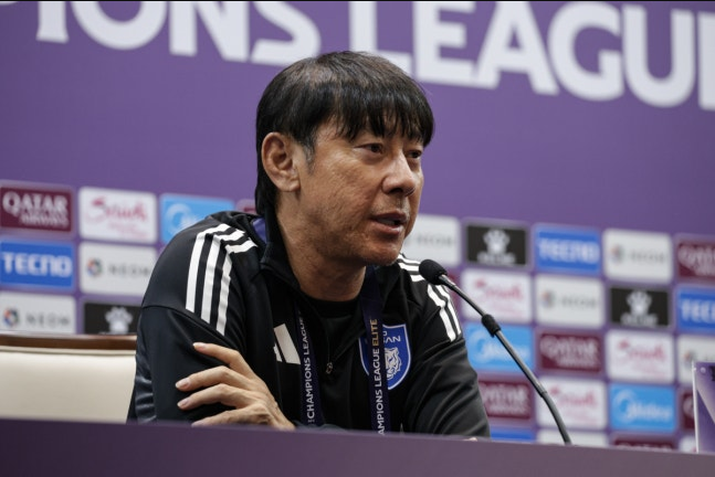 65일 만에 ‘전격 <b>경질</b>’ <b>신태용</b>, K리그 사상 첫 디펜딩... 