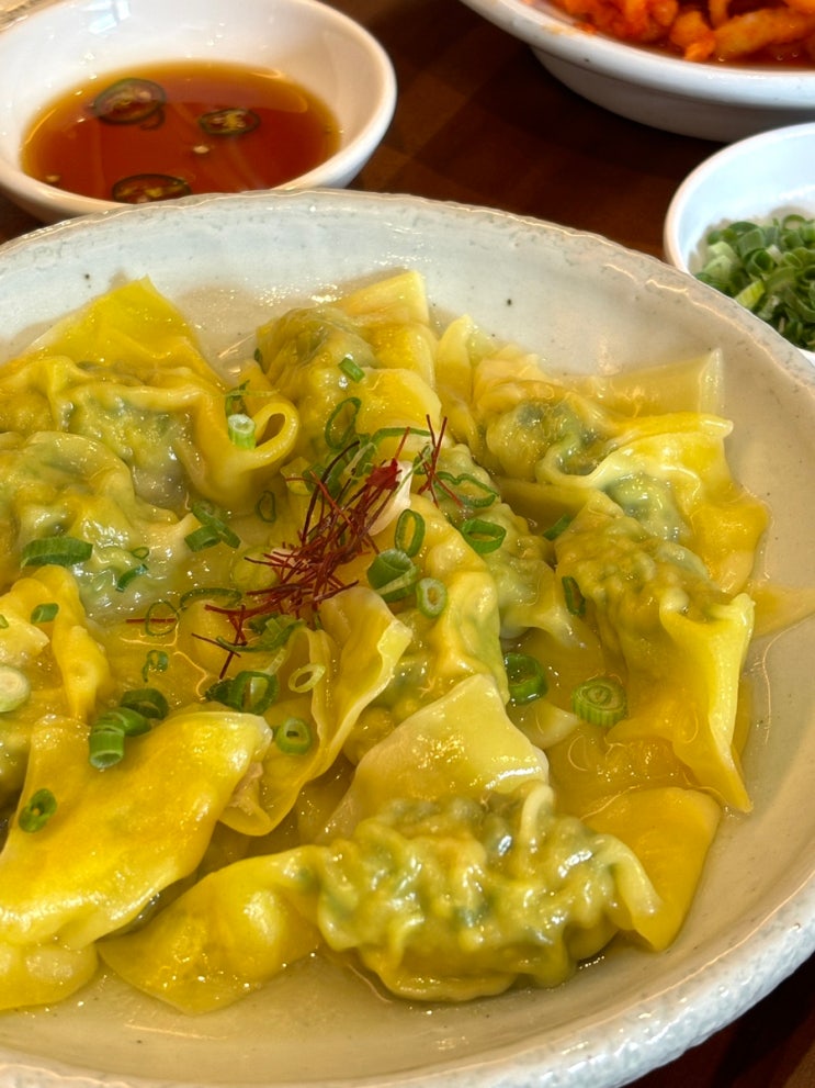  종로 익선동 한식 맛집 송암온반 : 온반, 송암교자만두 먹어본 후기