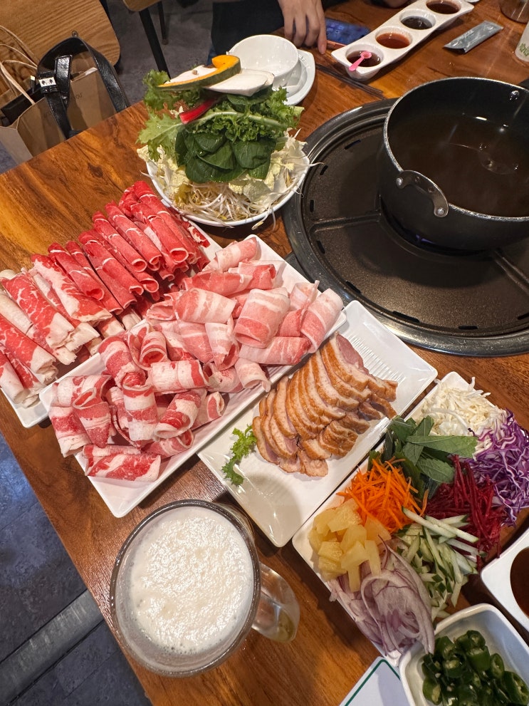  [잠실 샤브샤브] 잠실 고기 맛집 퀸즈가든 잠실점! 고기+샤브샤브 한번에!