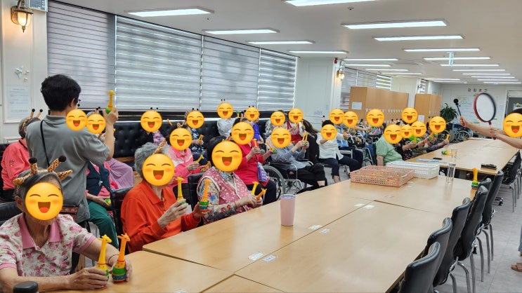  일산주간보호센터 보름달을 품은 송편만들기 시간~