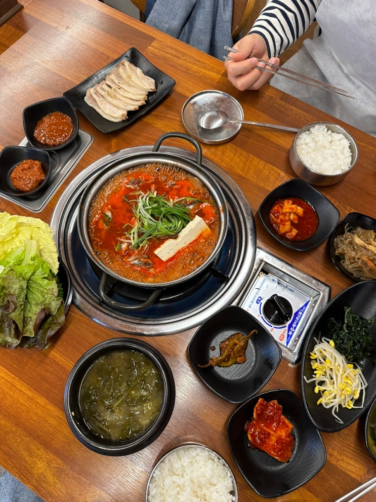  산봉쌈밥 본점 주차 웨이팅 꿀팁 거제 옥포 점심맛집