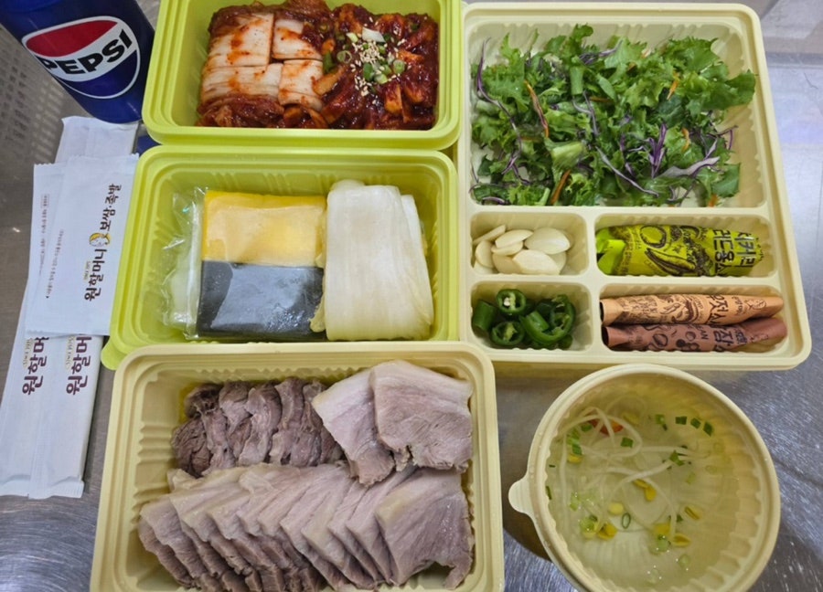 원할머니보쌈족발 진해용원배달점 사진 3