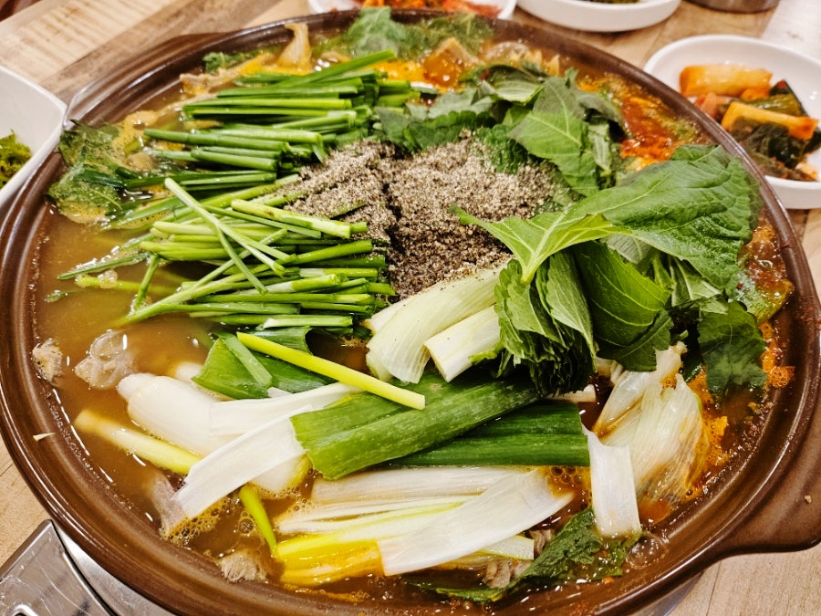 황제능이백숙 사진 1