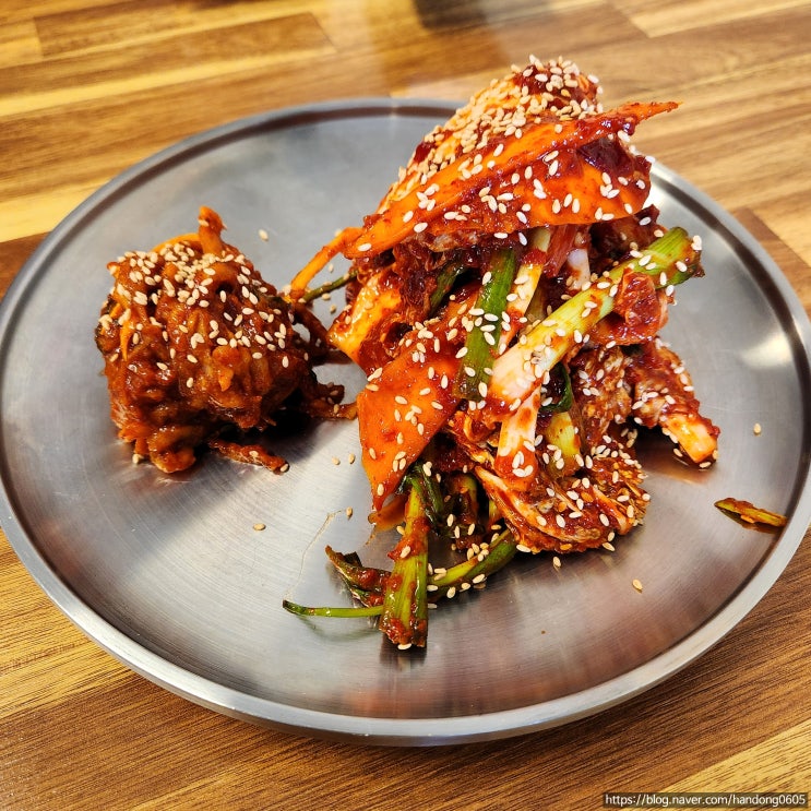  [도봉구/쌍문역] 이도보쌈 - 맛깔나는 겉절이 김치와 부드러운 돼지고기의 인상적인 조화!