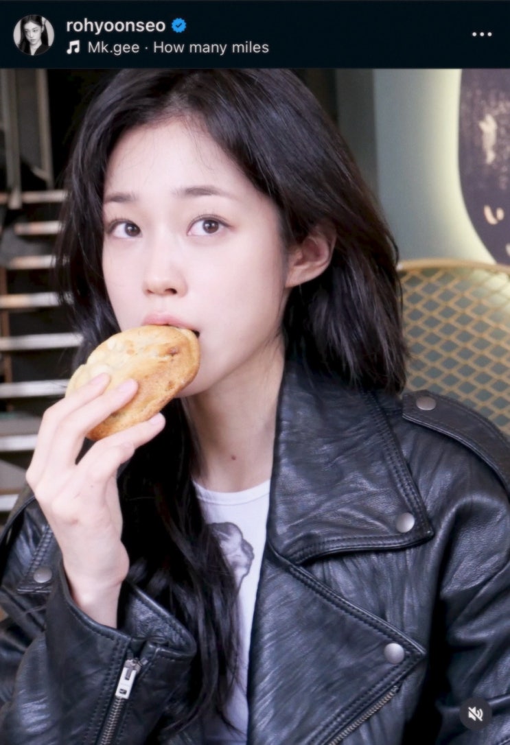 연예인 패션으로 알아보는 여자 가을 코디, 노윤서 꾸안꾸룩의 정석